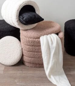 Leitmotiv Poef Cuddly - Bruin - 50x35x40 Cm 9 Leitmotiv Poef Cuddly - Bruin - 50x35x40 Cm -Huishoudelijke Producten Winkel 07cb11987fa84097826042d216e1abe7