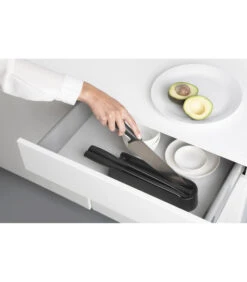 Brabantia Lade Messenblok Plus 3 Messen, TASTY+ - Dark Grey -Huishoudelijke Producten Winkel 28f3e0835ada41b2966e0203093015d2