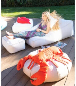 Drijvende Buitenligstoel Met Wit -Huishoudelijke Producten Winkel 33d6c2f4786249ac90f1893acdc0b09e