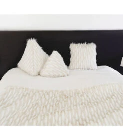 Plaid In Wit Imitatiebont -Huishoudelijke Producten Winkel 7daf0eb3ab4c4380bb3eddc57d83d8ef