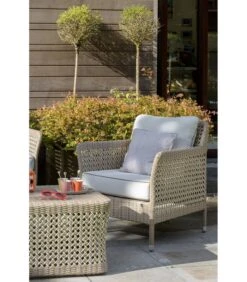 ANTIBES Tuinfauteuil -Huishoudelijke Producten Winkel bc3c539f9ca846dfb68a7d5a2eea63a3