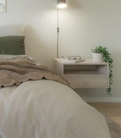 Zwevend Nachtkastje HOPE Met Knop, Berkenhout -Huishoudelijke Producten Winkel dc26678f2f244326a85089941fb24cb6