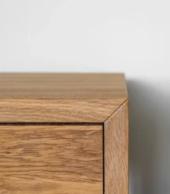 Zwevend Nachtkastje HUGO In Eikenhout -Huishoudelijke Producten Winkel ffe9743a59634a6f97d58e6efc13b5e7